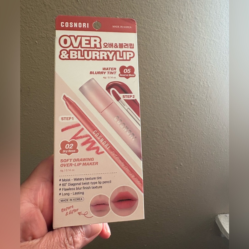 Cosnori Over & Blurry Lip Tint and Liner Set Brand New Never Opened the box.